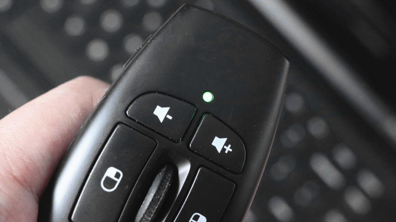 乐帆司仪宝的用法,一个司仪主持婚礼