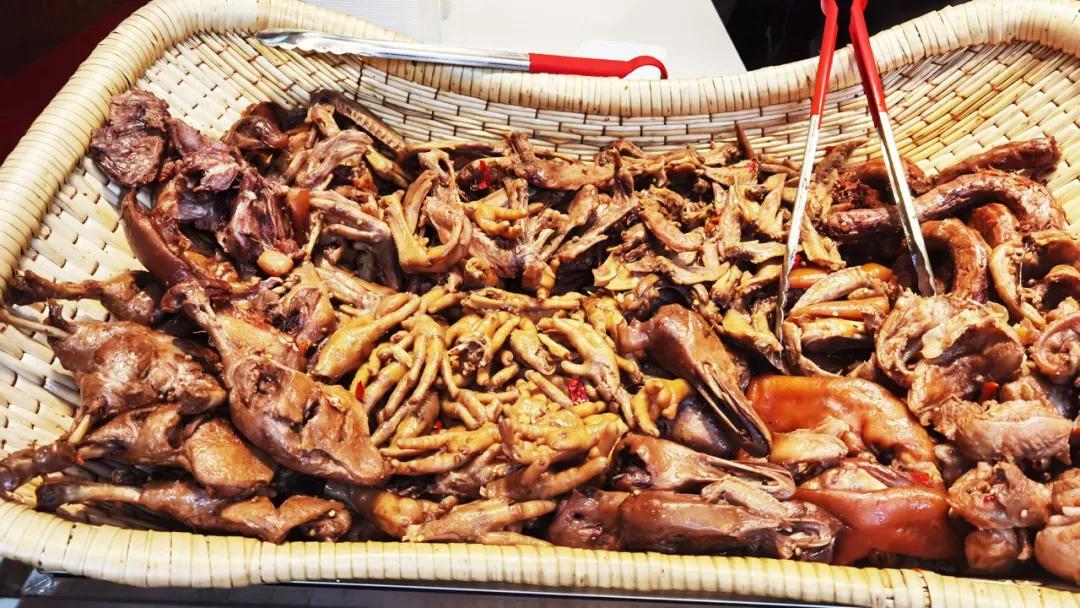 猪手店加盟,开家卤味鸡爪店投资多少钱