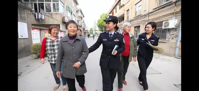 民警黄玮：用心绣绘平安社区