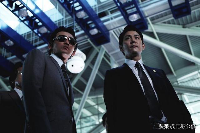 韩国新世界黑帮片段,韩国豪车雅科仕新世界