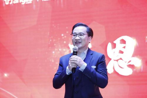 “感恩相伴无限未来”——房多多2019年商户答谢会惊艳启幕