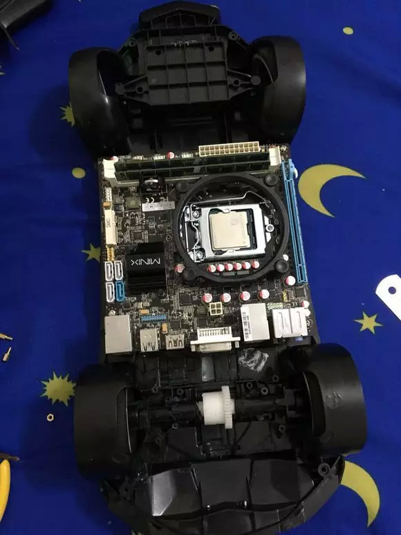 和这个贴吧比起来,虎扑男孩弱爆了