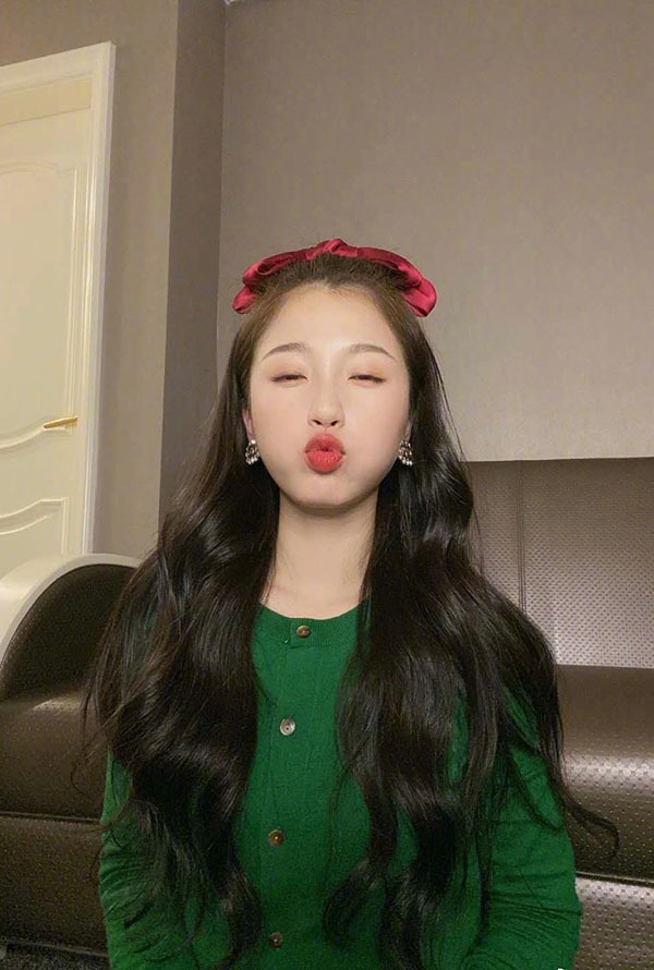 夏季好穿又舒服的防晒罩衫穿搭,今年最洋气的防晒衫夏季