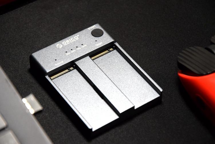 还烦恼拆装SSD？ORICOM.2底座一键拷贝SoEasy