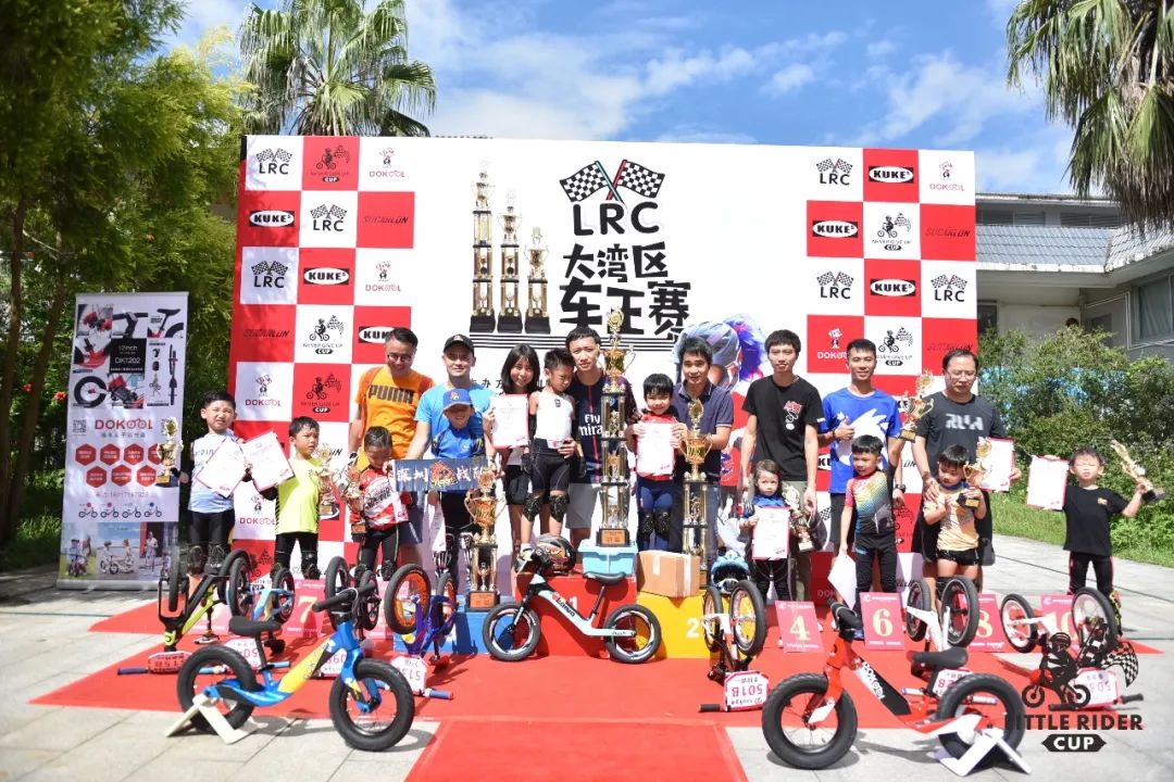 儿童平衡车都有什么样子,儿童平衡车不同轮毂的区别