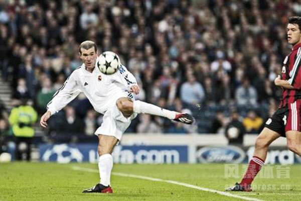 我心中的最佳足球阵容100分,天下足球最佳阵容在哪里选