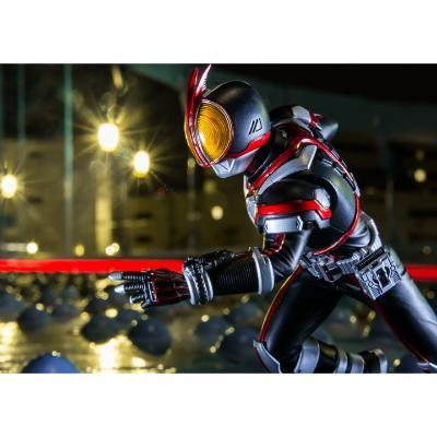 这就是骑士的力量,这就是假面骑士