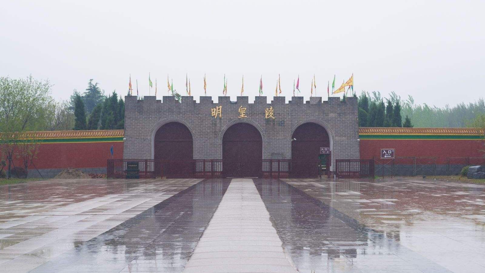 清朝灭亡时无一人殉国,有一百万军队为何清朝会灭亡