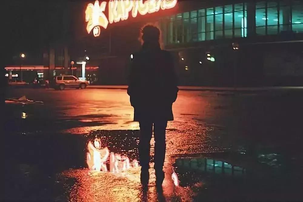 销售底薪10000算高吗,底薪10000的销售