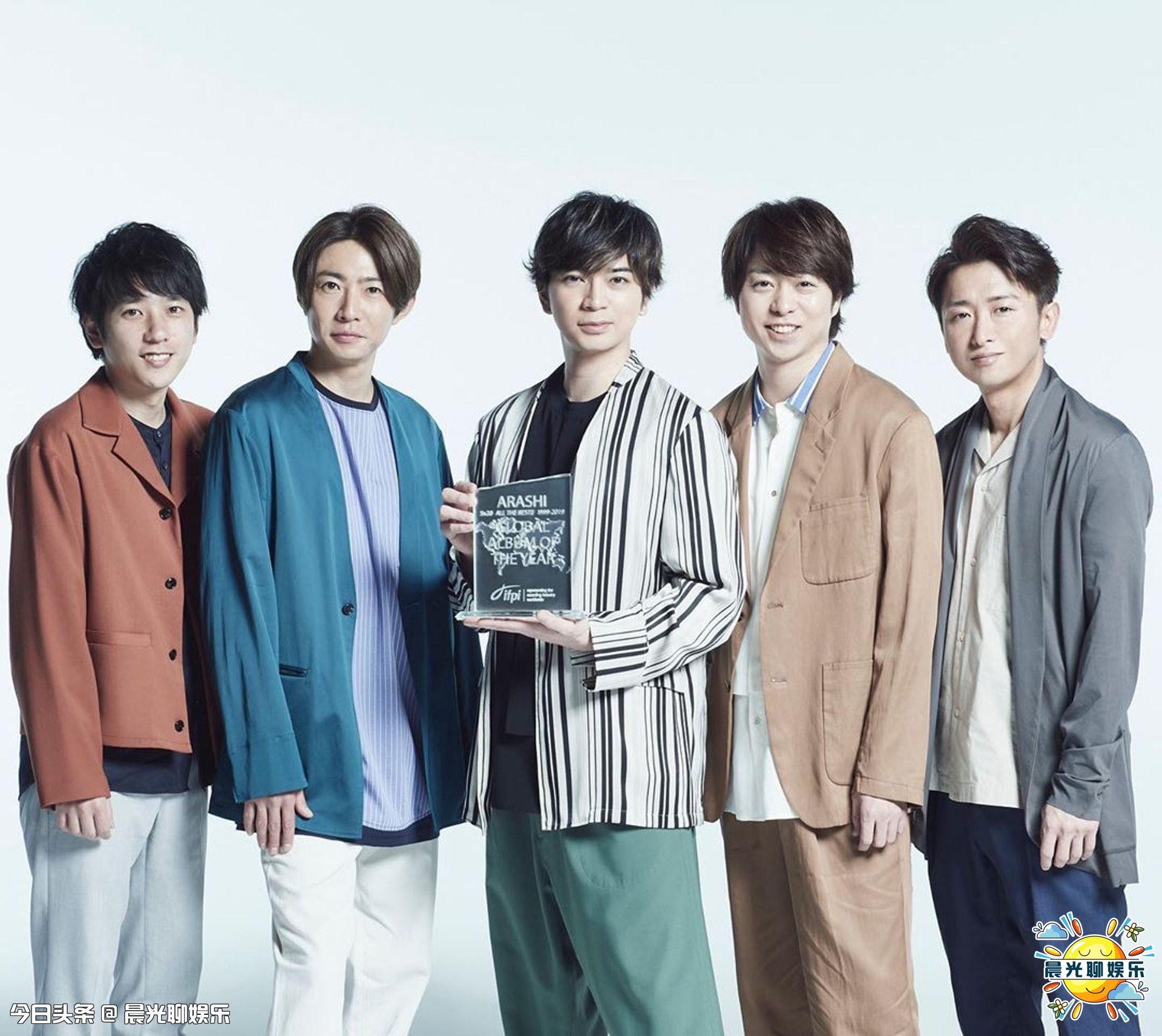 泰勒·斯威夫特远超防弹少年团70万张,2019全球最畅销专辑TOP10