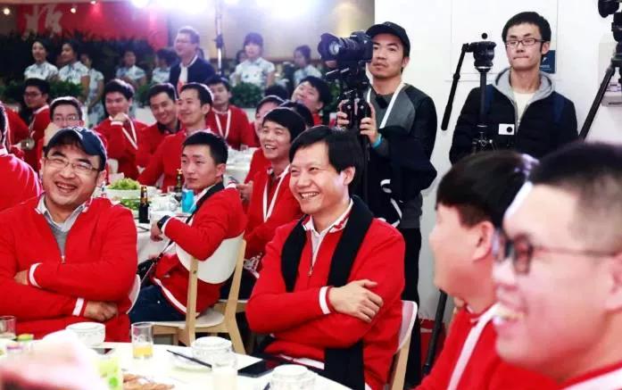 雷军说云服务行业,雷军为什么放弃金山云服务