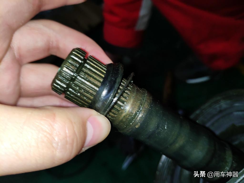 车轮异响哐哐的,车轮异响6类致命故障赶紧处理