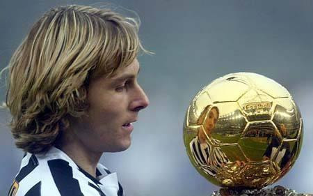 里瓦尔多齐达内菲戈哪个厉害,他到底有多强小说