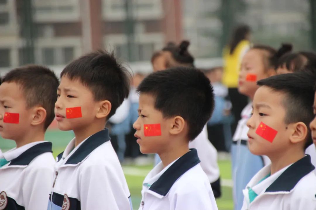 建*党**百年喜迎国庆——西安经开第二小学队列队形广播*比操**赛