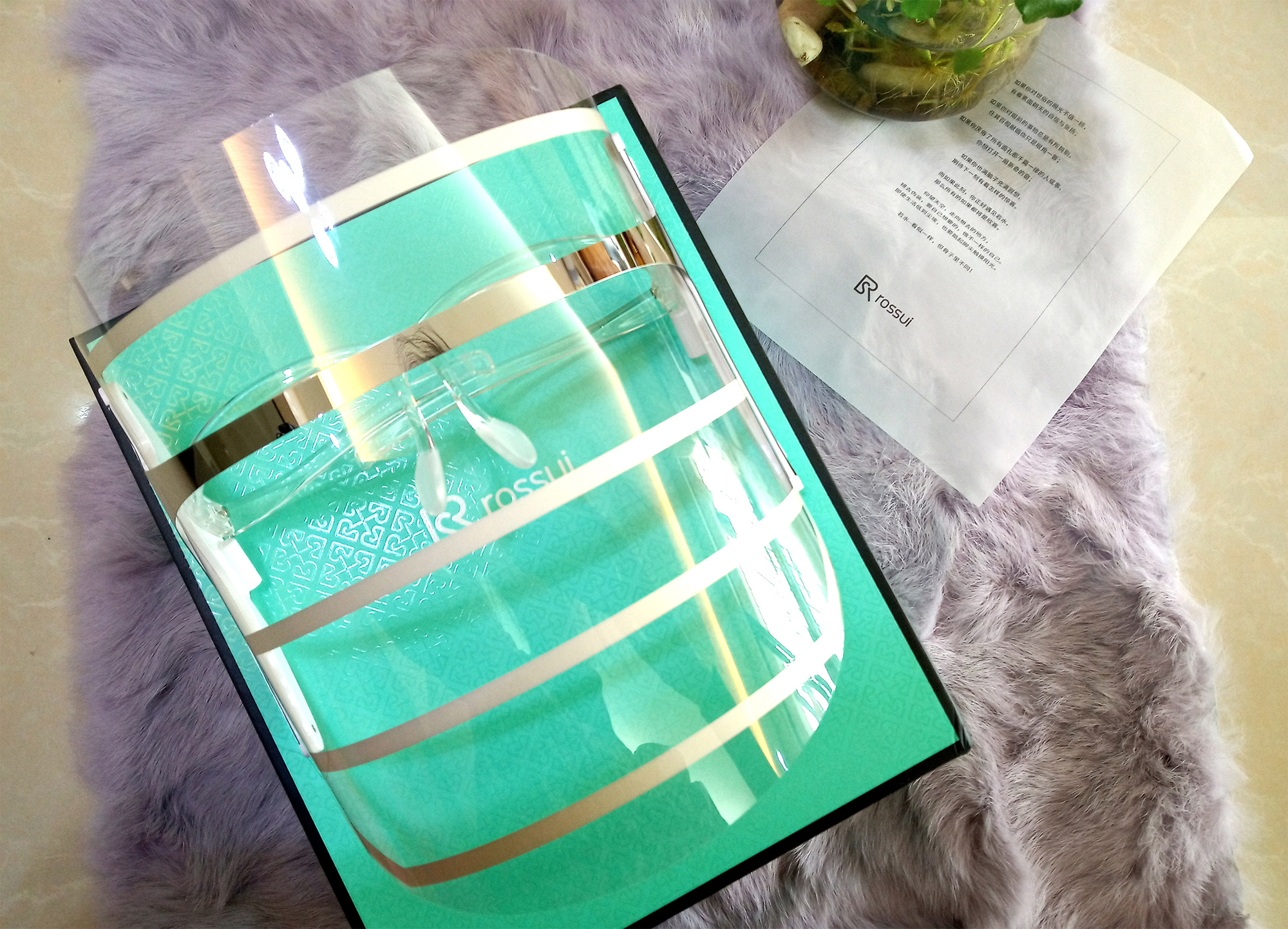 石墨烯美容黑科技，拥有了它，美了全家——若水石墨烯轻颜嫩肤仪