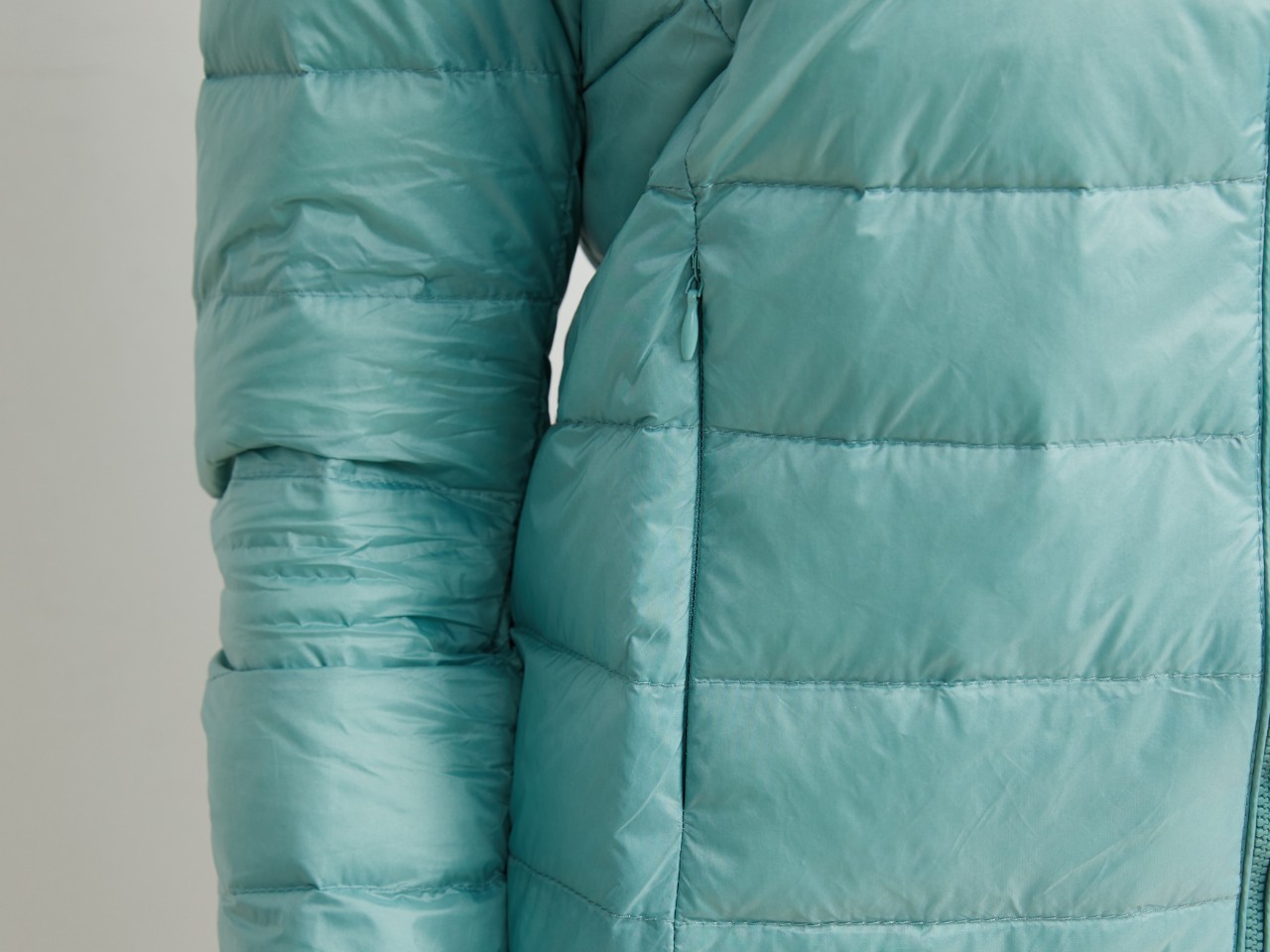 性价比超高的轻羽绒,白鸭绒反季清仓捡漏轻薄羽绒服