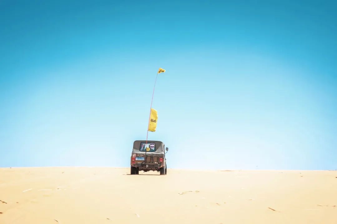 驾驶长安UNI-K从榆林启程一路北上鄂尔多斯观茫茫大漠