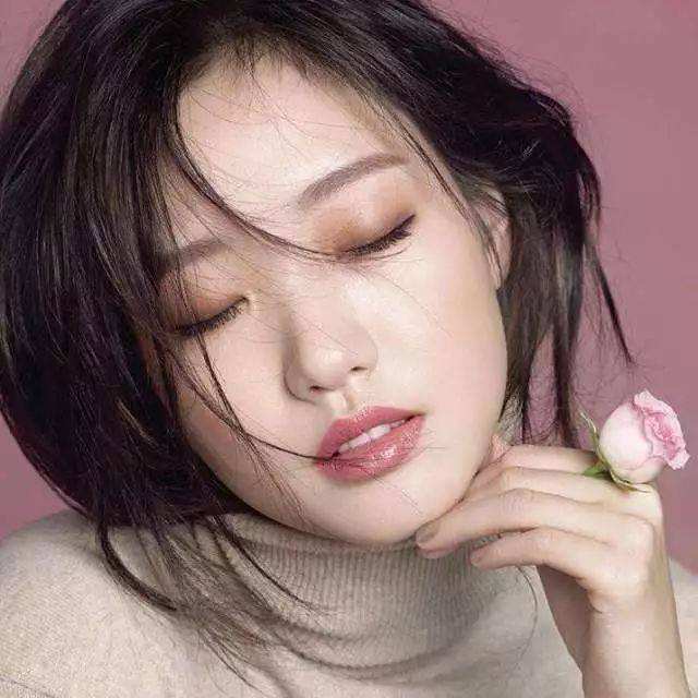 如何挑选一支适合自己的口红,掌握这几个选款技巧