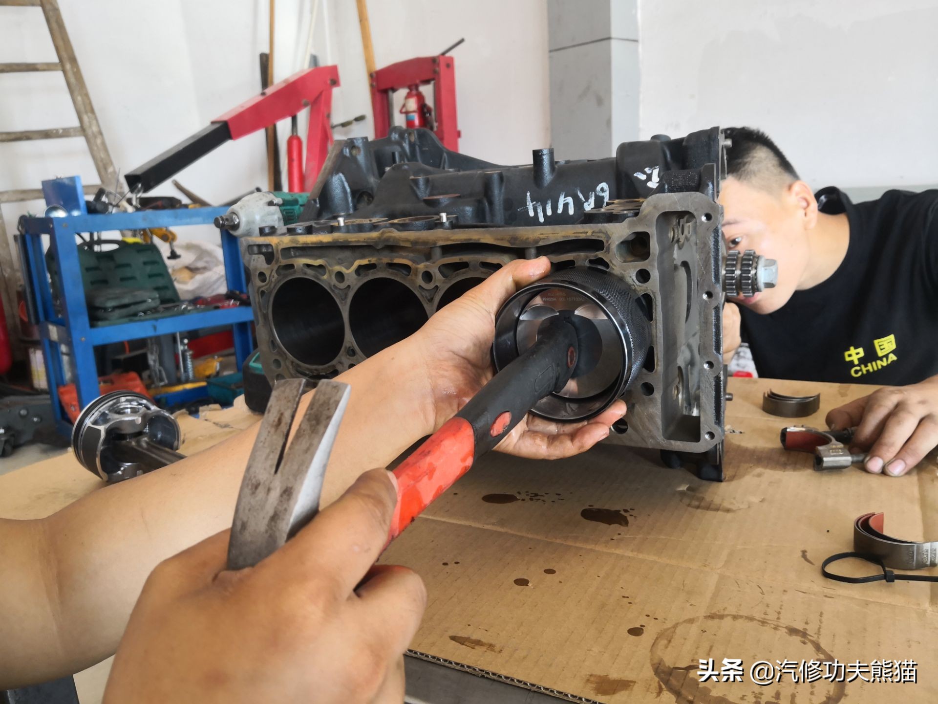 如何检测奥迪三代ea888是否烧机油,大众三代ea888发动机机油灯报警