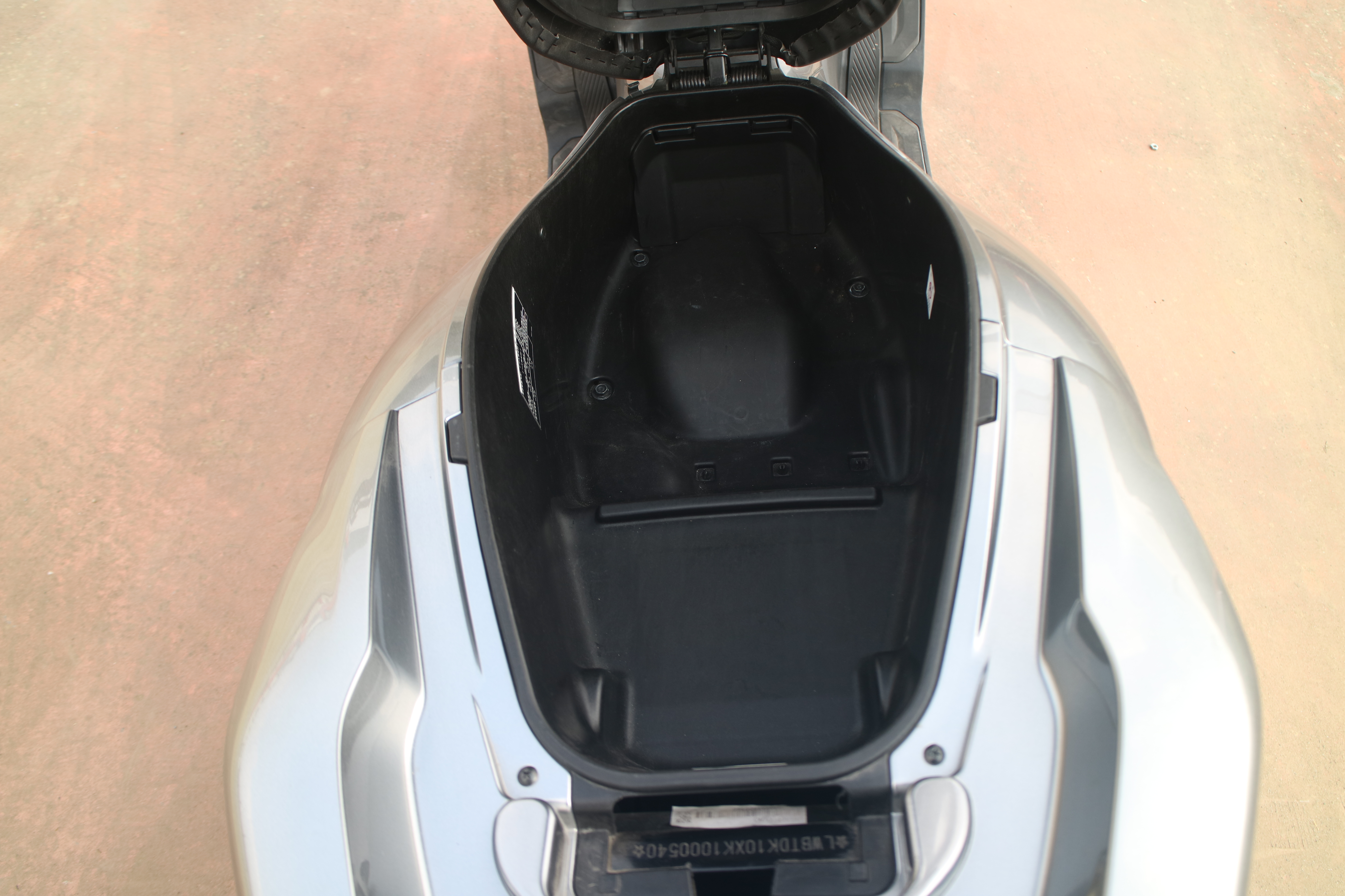 荆州古城游记视频,五羊本田pcx150国产的好不好