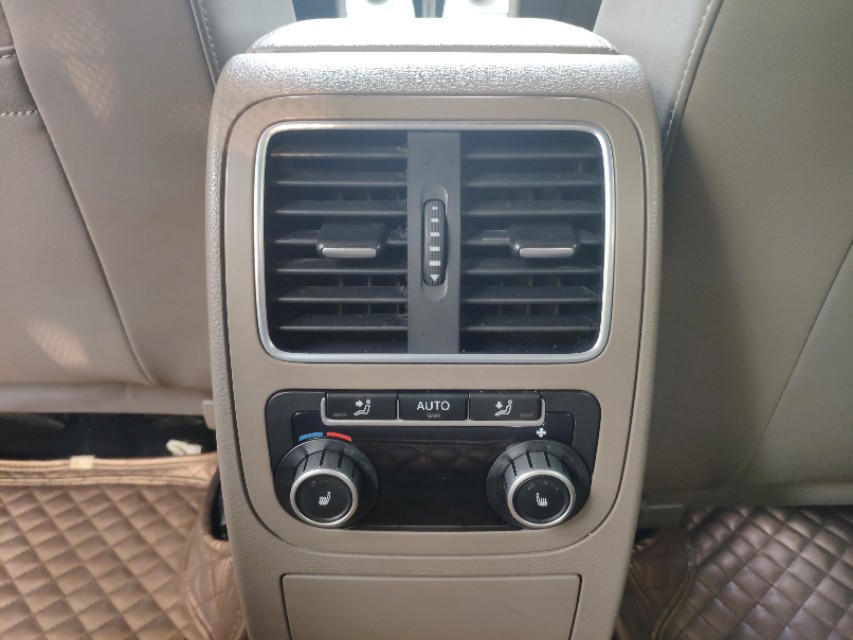 11万就能买到顶配,11万买个迈腾值不值得