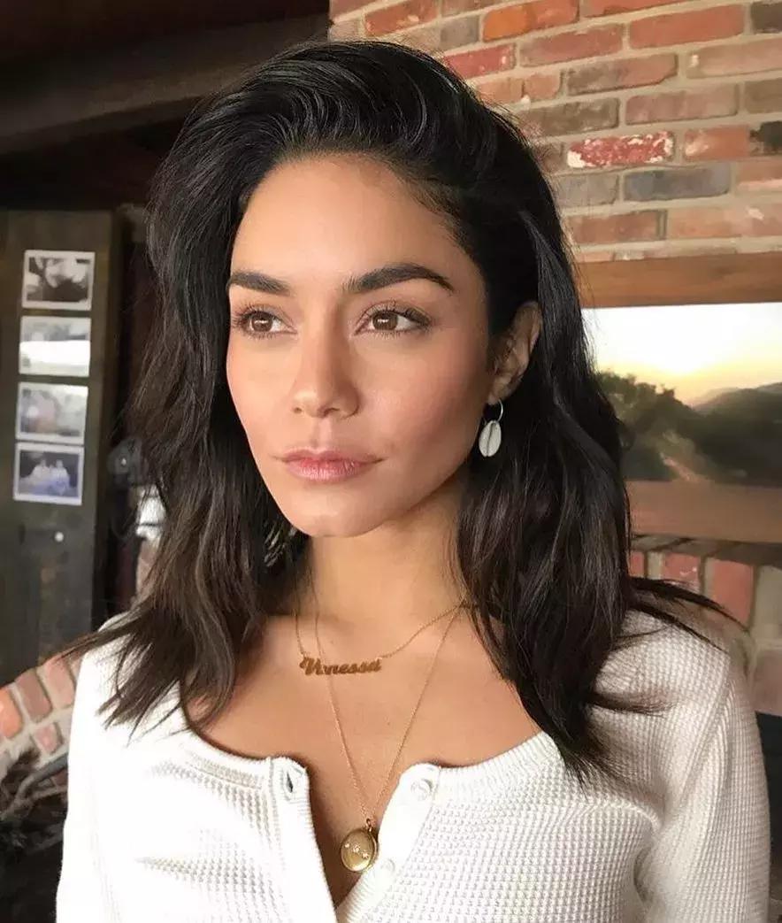 眼部护理永远都是护肤的重中之重,护肤和眼部护理全过程