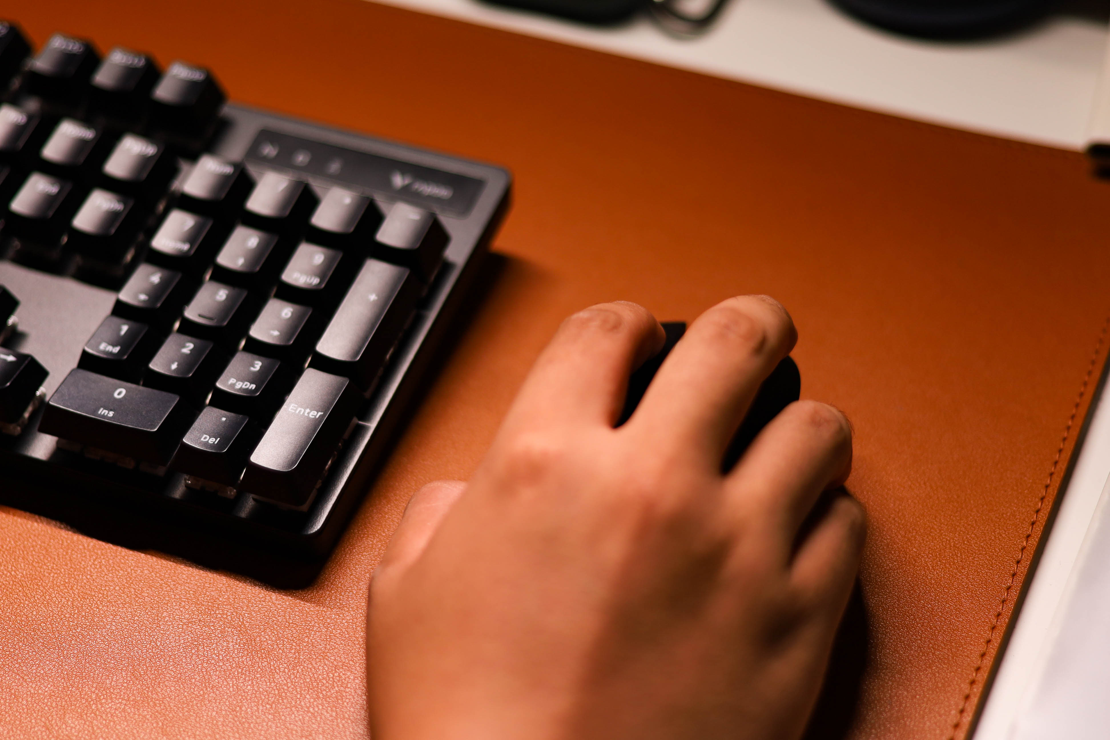 闆锋煆鐢电珵娓告垙澶栬瑁呭,闆锋煆鐢电珵澶栬