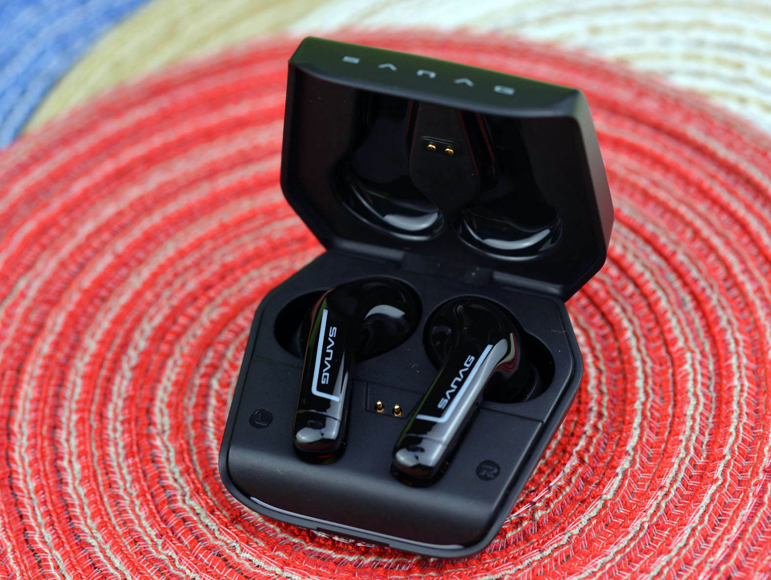 怎么选蓝牙耳机打游戏,如何选耳机吃鸡