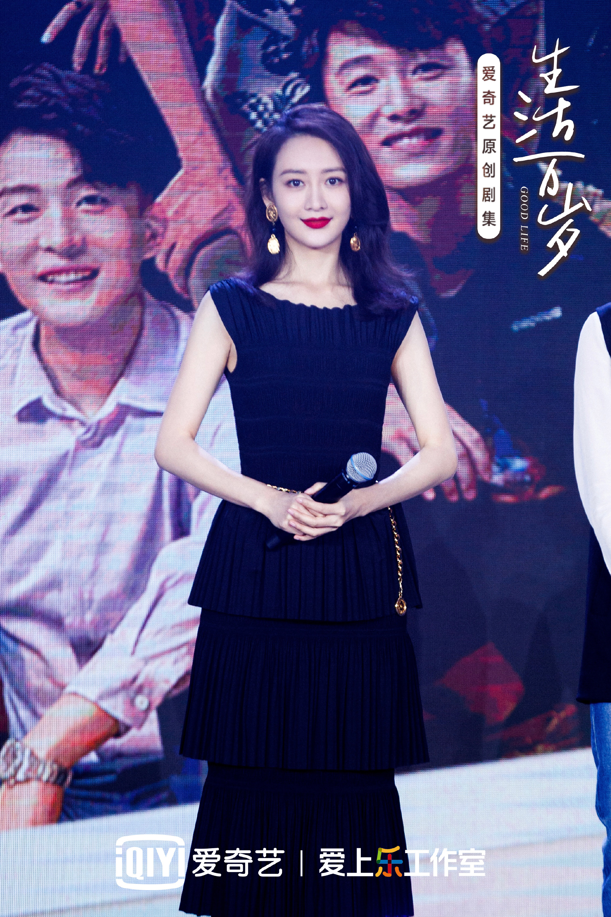 王鸥香奈儿耳环,浪姐2王鸥最新一期