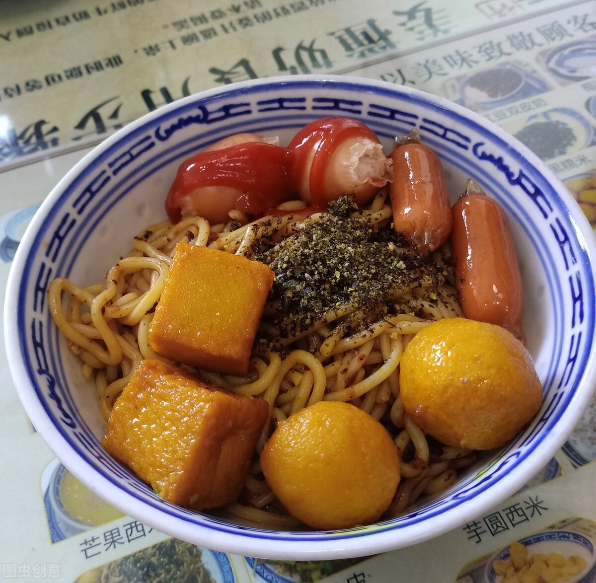 经典香港街头小吃攻略100元吃一天,香港路边美食小吃大全