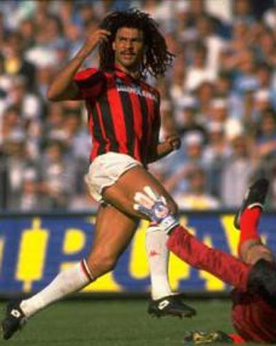 记忆中的一头飘逸长辫，满场狂奔难觅代表留恋—古利特