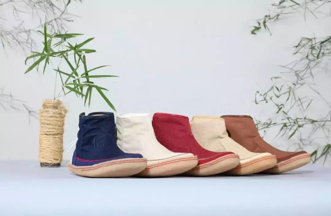 古代鞋尖上翘的鞋子,古代勾脚尖的鞋子