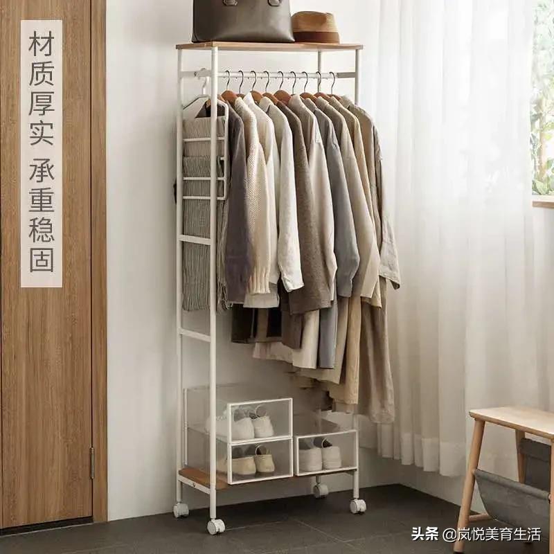 沙发上乱扔衣服,沙发上的衣服乱放怎么办