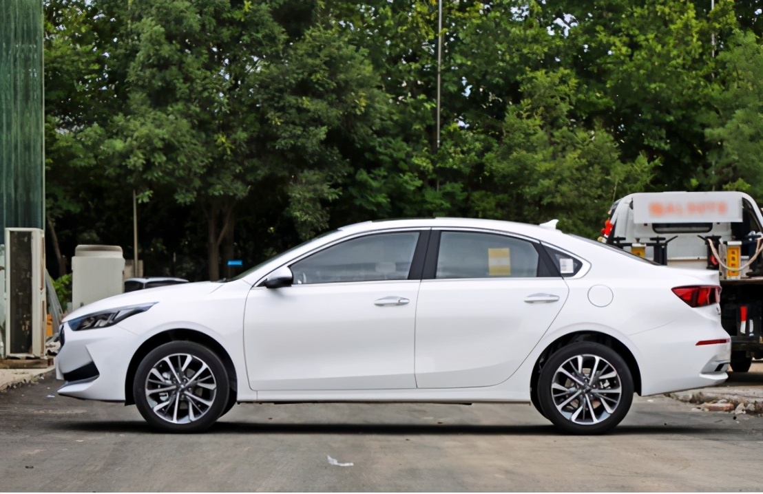 1.4t7.5油耗算高吗,1.4t油耗6.8是多少钱