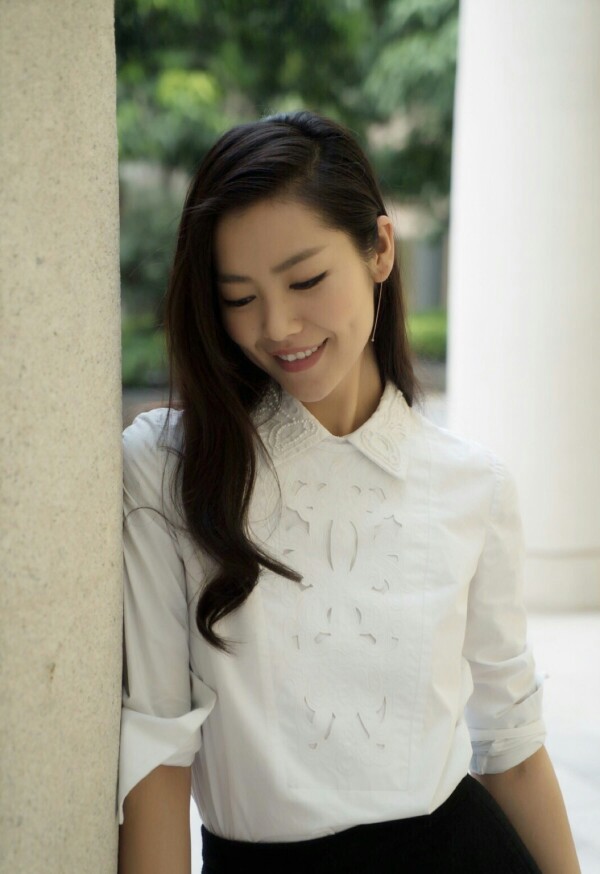 难怪代言要首选“三刘”，这3位的颜值和气质就没翻车过