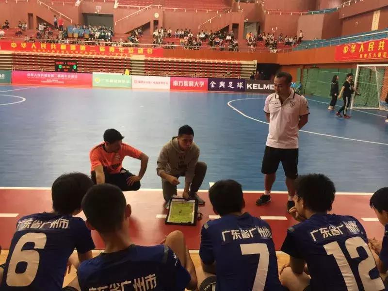 社会力量推动足球发展,社会足球青训现状