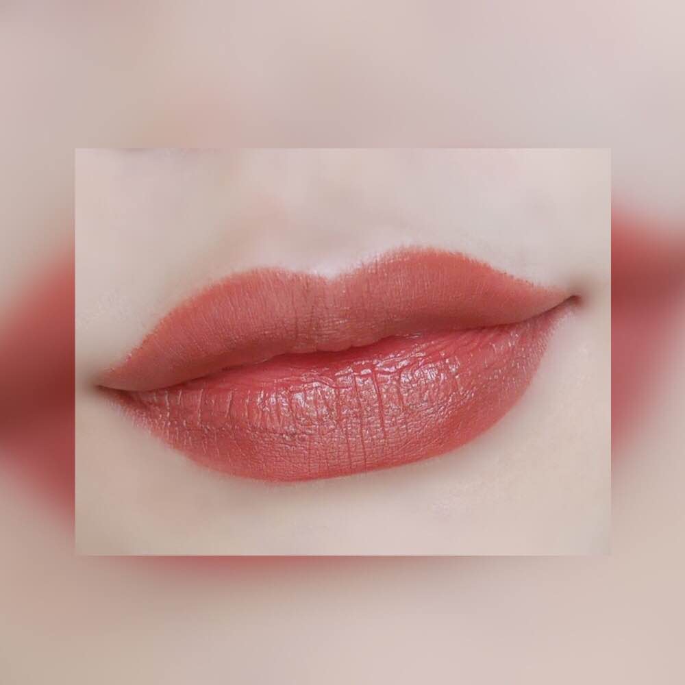 李佳琦sisley全能,李佳琦兰蔻小蛮腰试色