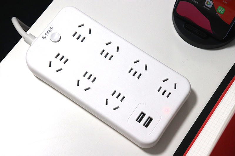 7孔插座只有两个接线孔,7孔插孔接线