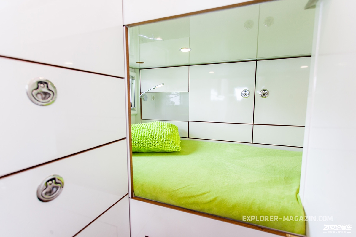 布雷诺奇霸天虎！全时四驱前后差速锁，硬汉都喜欢的房车