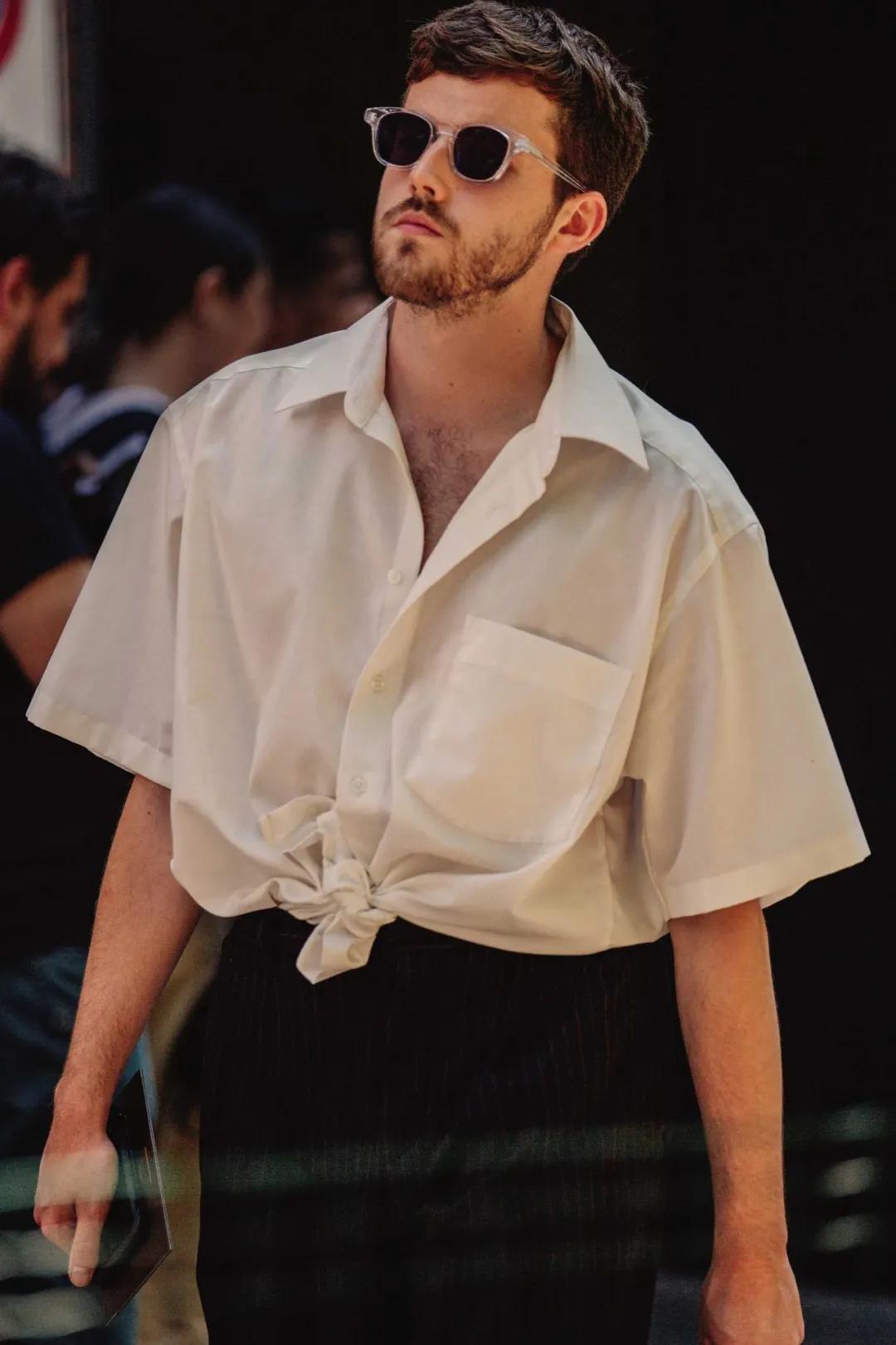 白衬衫是不是男人穿都好看,能把白衬衫穿得好看的男人