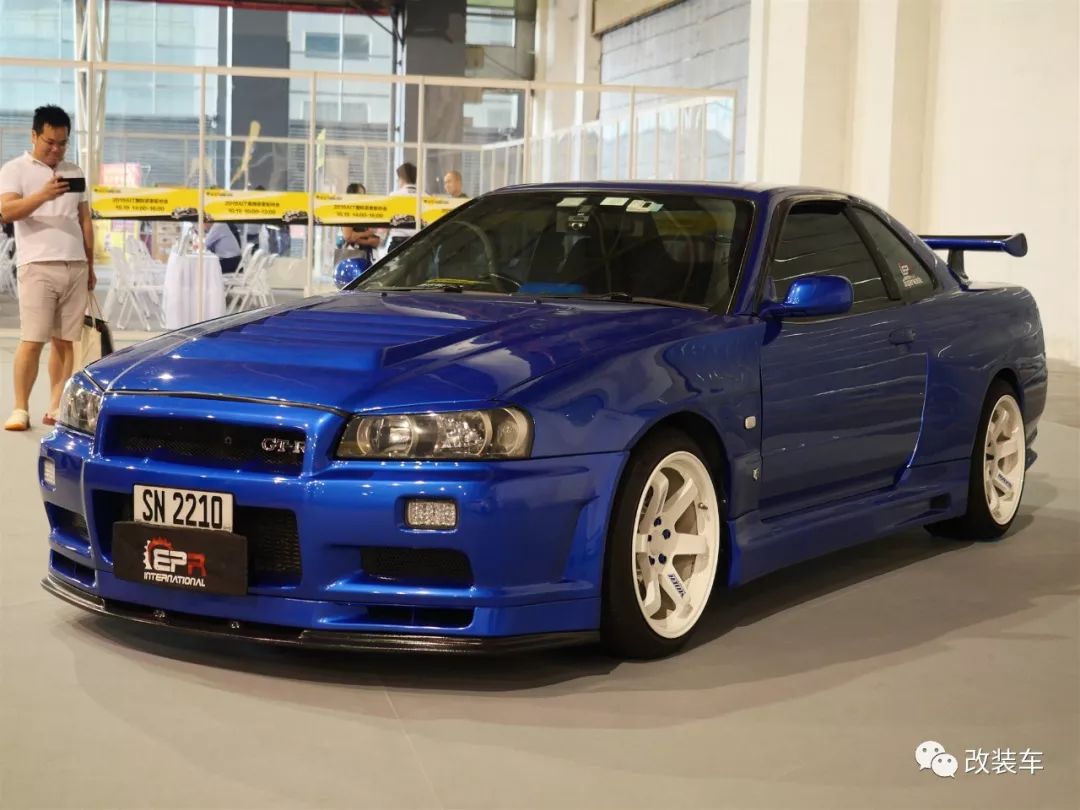 改装车聚会,改装车齐聚车展