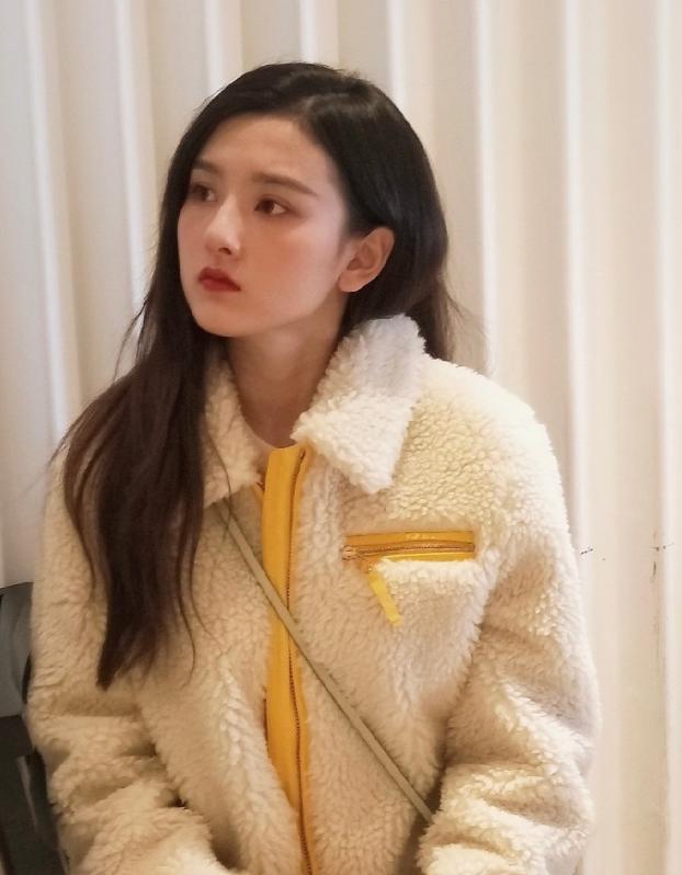 宋祖儿佟丽娅造型,佟丽娅和宋祖儿同款短发