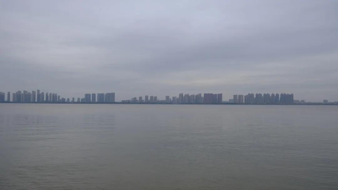 朝闻天下楼盘为什么这么便宜,潮闻天下房价