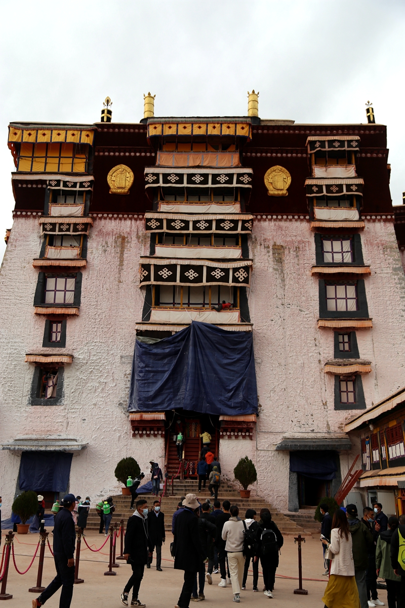 比天空更辽阔比白云更洁净比佛国更妩媚珠峰脚下的游记十