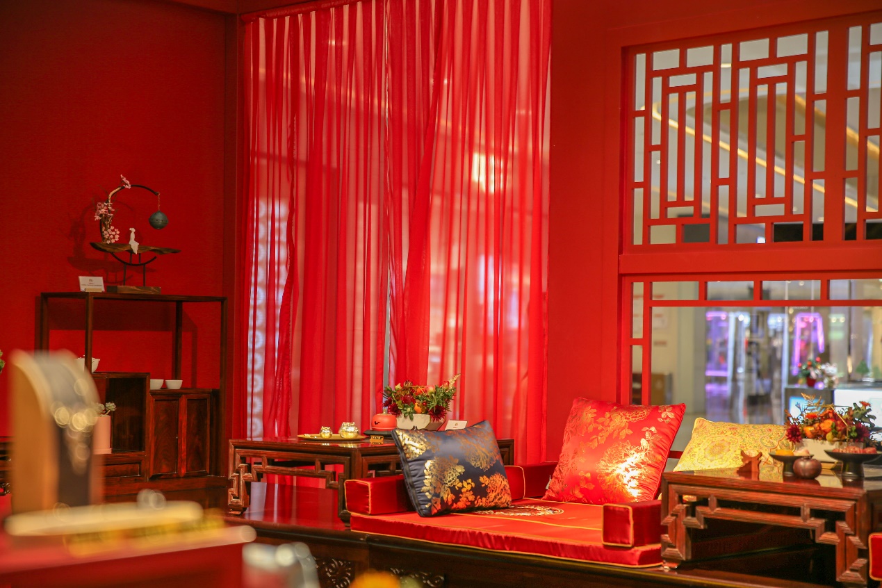 “宫囍龙凤呈祥”故宫古代婚礼主题展走进天津金街