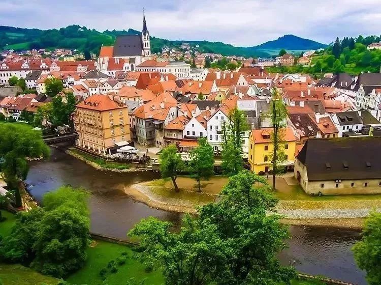 捷克克鲁姆洛夫小镇,克鲁姆洛夫小镇攻略