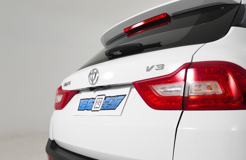 国民suv口碑排名,中华suvv3车型价格