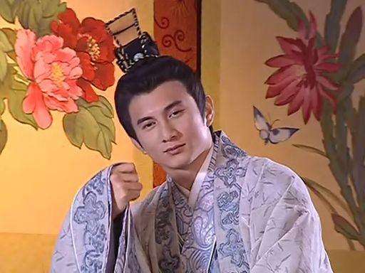 小周后比李煜小多少岁,小周后为什么别的妃子接近李煜