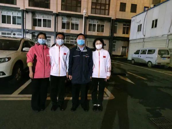 这个春节向所有医务工作者致敬,这个春天致敬最美逆行者