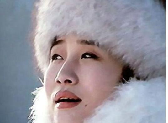 李娜在五台山唱的第一首歌的视频,李娜出家五台山第一次演唱的歌